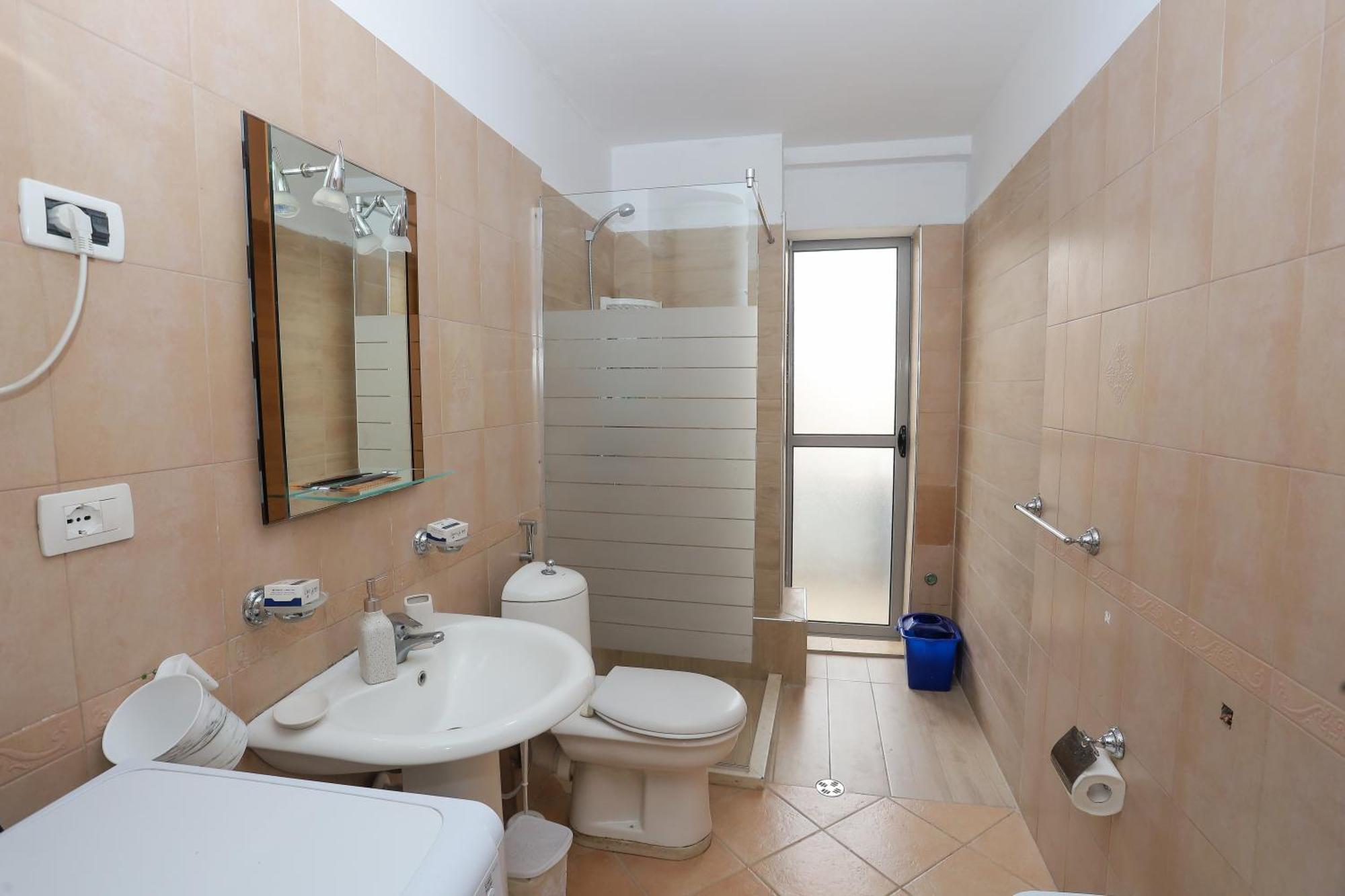 New Bazar Selvia Apartment Tirana Exterior foto
